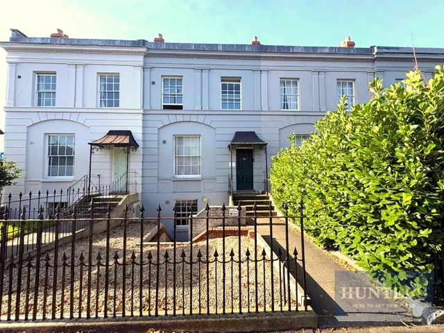 London Road, Cheltenham, GL52, photo 1