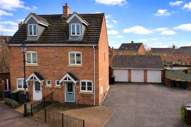 Elder Close, Witham St Hughs, LN6, photo 1