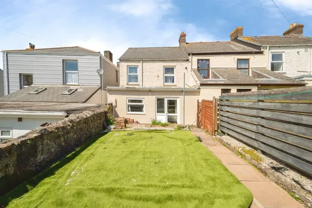 Gew Terrace, Redruth, TR15, photo 3