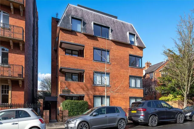 Manderley, Oakwood Court, London, W14 8LD, photo 1