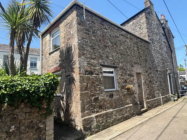 Monmouth Lane, Lostwithiel, PL22, photo 1