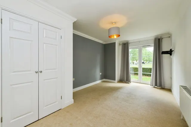 Photo 2 — Coldstream Road, Caterham, Surrey, CR3