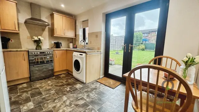 Photo 3 — Wessex Park Close, Shaw, Greater Manchester, OL2