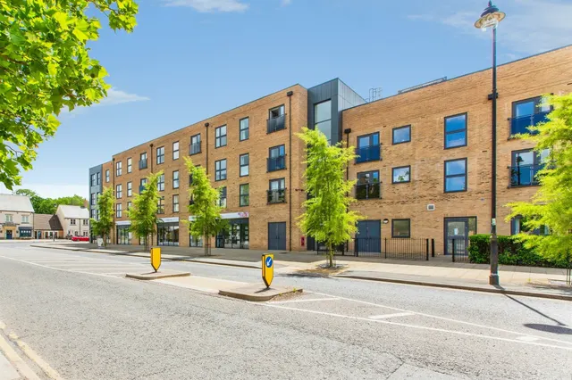 High Street, Great Cambourne, CAMBRIDGE, photo 1