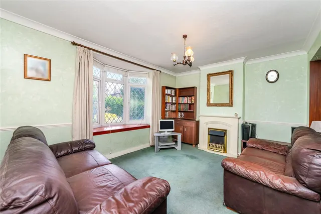 Photo 2 — Uxbridge Road, Hampton Hill, TW12 1SL