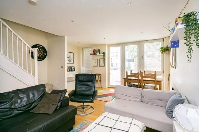 Photo 3 — Lett Road, London, SW9