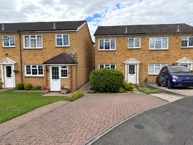 Oaktree Way, Hailsham, BN27, photo 1