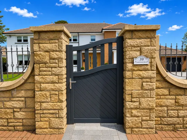 Photo 2 — Cairnwood Drive, Cairnhill, Airdrie, ML6 9HR