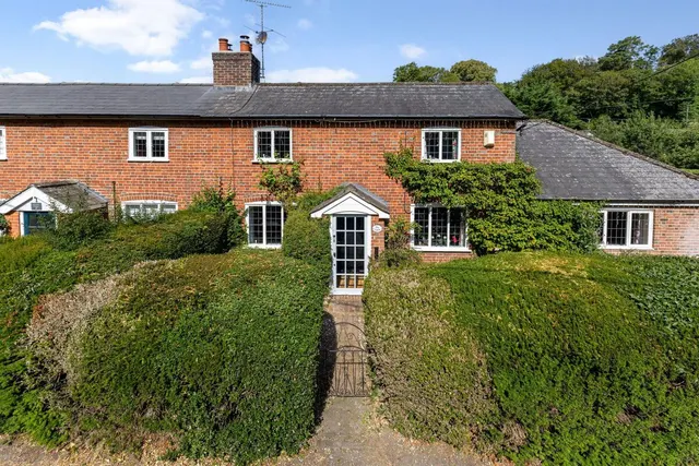 Steventon, Basingstoke, RG25, photo 1