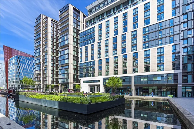 Photo 2 — Merchant Square East, London, W2