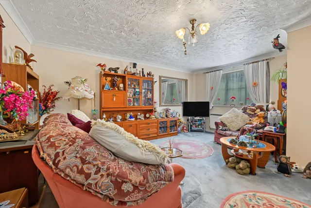 Ashurst Close, Longford, CV6, photo 2