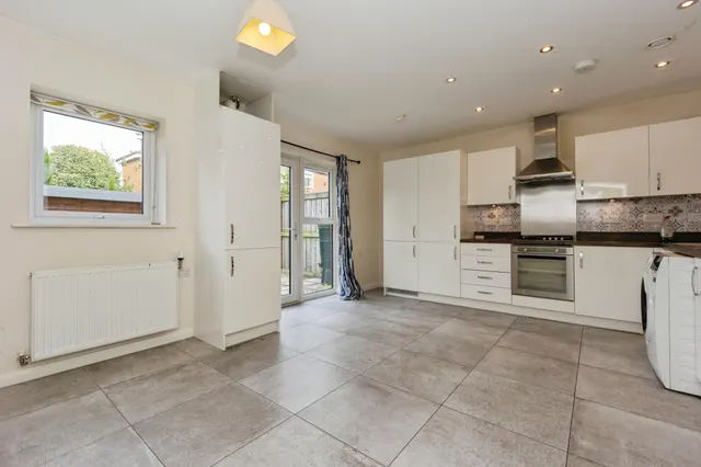 Skerry Close, Manchester, M13, photo 2