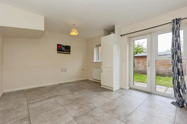 Skerry Close, Manchester, M13, photo 3