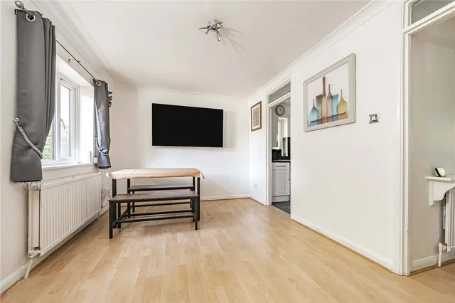 Osprey Close, West Drayton, UB7, photo 1