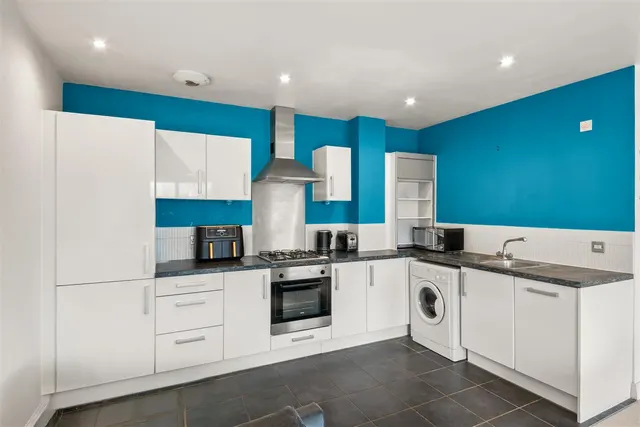 Waterloo Road, Uxbridge, photo 2