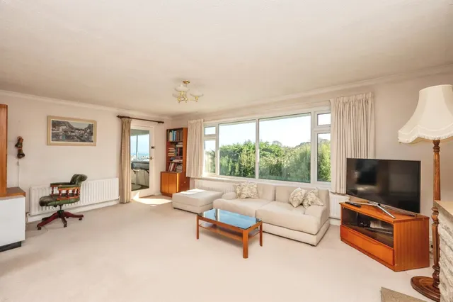 Rodwell Road, Weymouth, DT4, photo 3