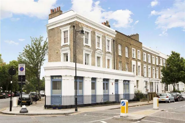 Almorah Road, London, N1 3HW, photo 1