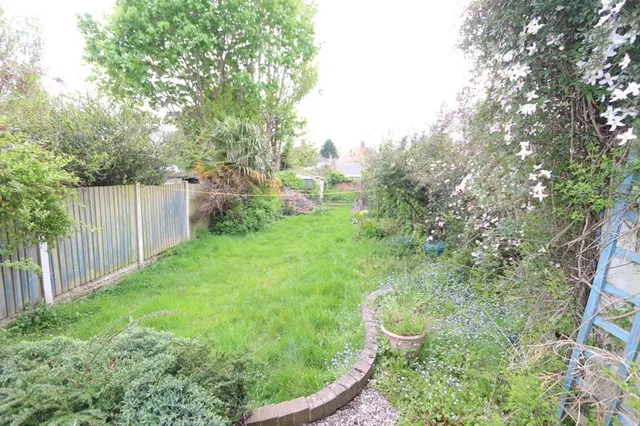Dewsbury Grove, Perry Barr, B42, photo 2