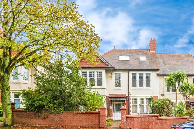 Pen-Y-Lan Road, Penylan, Cardiff, photo 1