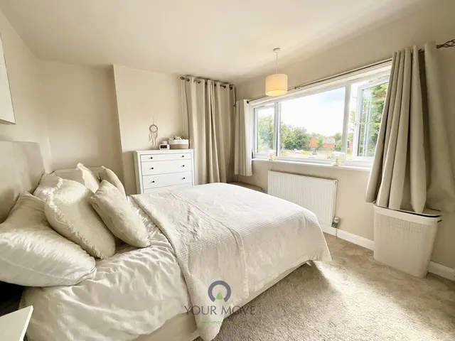 Photo 3 — Stratford Road, Bromsgrove, Worcestershire, B60