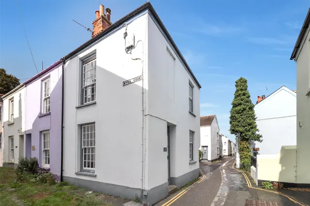 Irsha Street, Appledore, EX39, photo 1