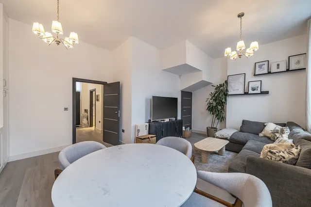 Huntley Close, SE10, photo 1