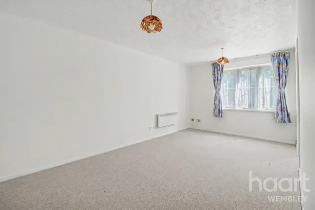 Alperton, HA0, photo 3