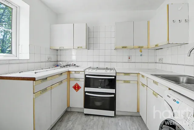Alperton, HA0, photo 2