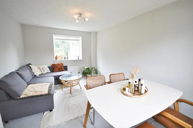 Woolpack Close, Shifnal, photo 2