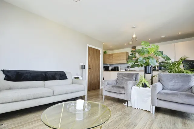 Sackett Road, Barking, IG11, photo 3
