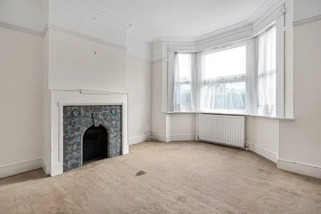 Cumberland Street, Staines-upon-Thames, TW18, photo 2