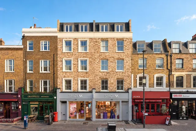 Northcote Road, London, SW11, photo 1