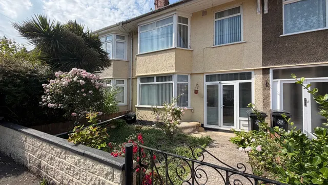 Stoneleigh Crescent, Bristol, BS4, photo 1