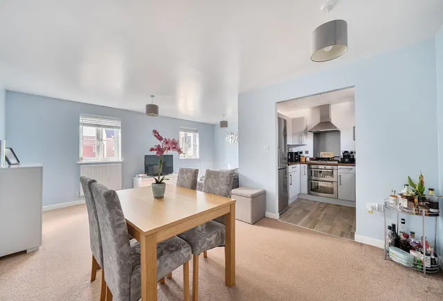 Photo 2 — Cannon Corner, Gloucestershire, Brockworth, GL3 4FD
