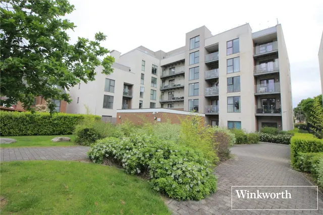 Manor Way, Borehamwood, WD6, photo 1
