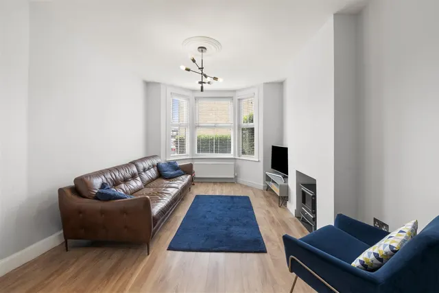 North Road, Hayes, photo 2