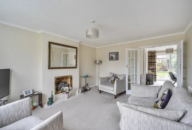 Chudleigh Gardens, Sutton, SM1 3DP, photo 1