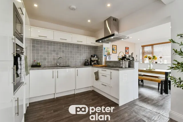 Alexandra Avenue, Merthyr Tydfil, CF47, photo 1