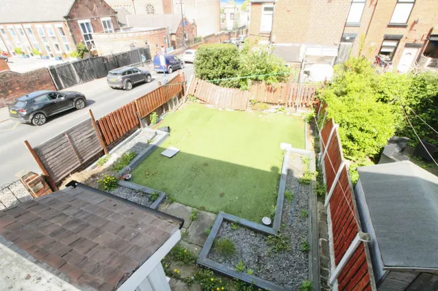Trickett Road, Sheffield, S6, photo 2