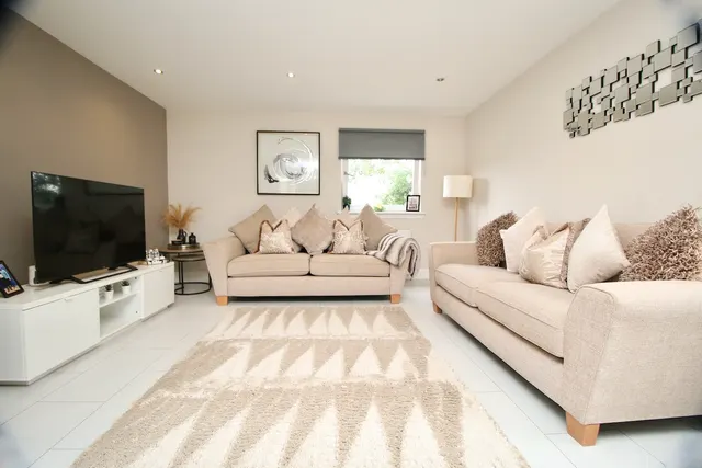 Tiree Court, Cumbernauld, G67 1NS, photo 1