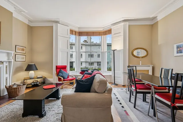 Warwick Gardens, London, W14, photo 1
