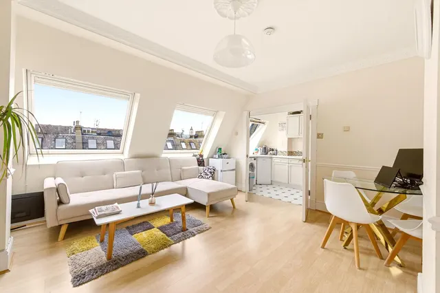 Manson Place, London, SW7, photo 1