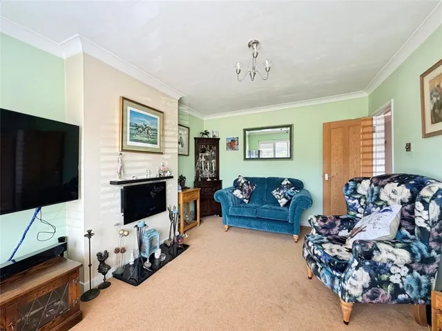Angmering, BN16, photo 3