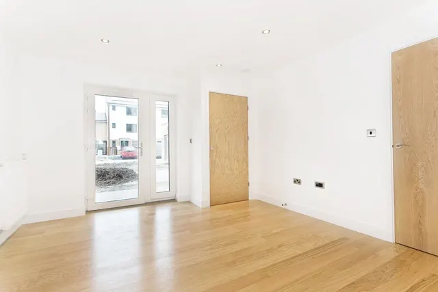Fairthorn Road, Westcombe Park, photo 1