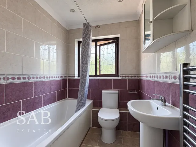 Kimberley Close, Slough, SL3, photo 3