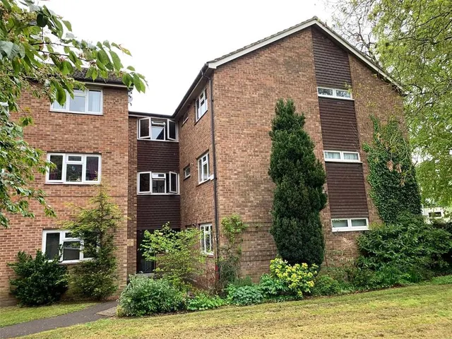 Britannia Road, Warley, CM14, photo 1