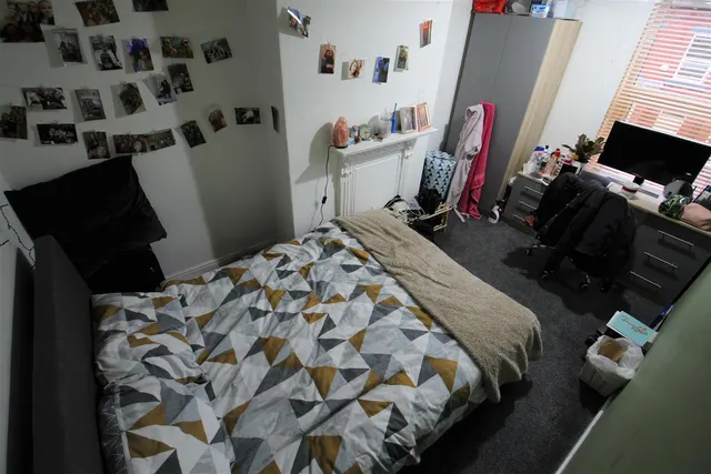 Hessle Terrace, Hyde Park, LS6, photo 3