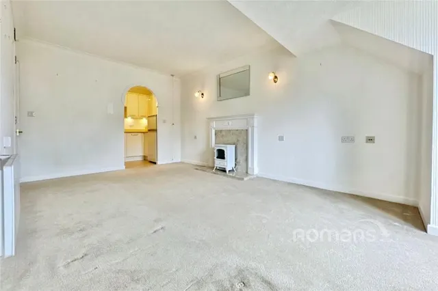 High Street, Sandhurst, GU47, photo 3