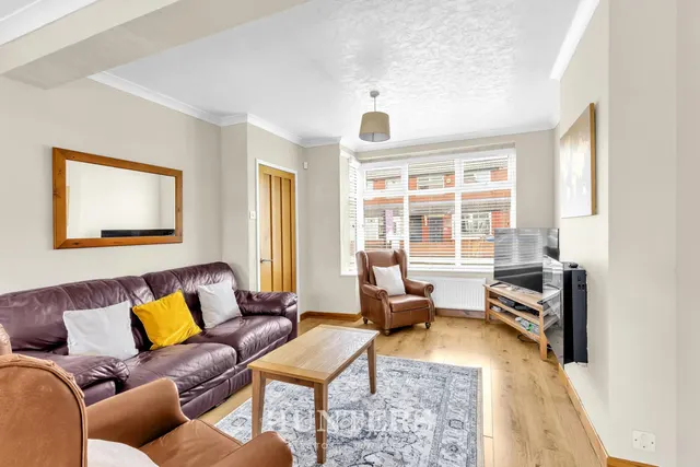 Brierley Drive, Alkrington, Middleton, M24, photo 1