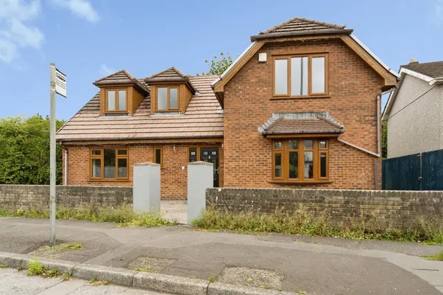 Cwmrhydyceirw Road, Cwmrhydyceirw, SA6, photo 1